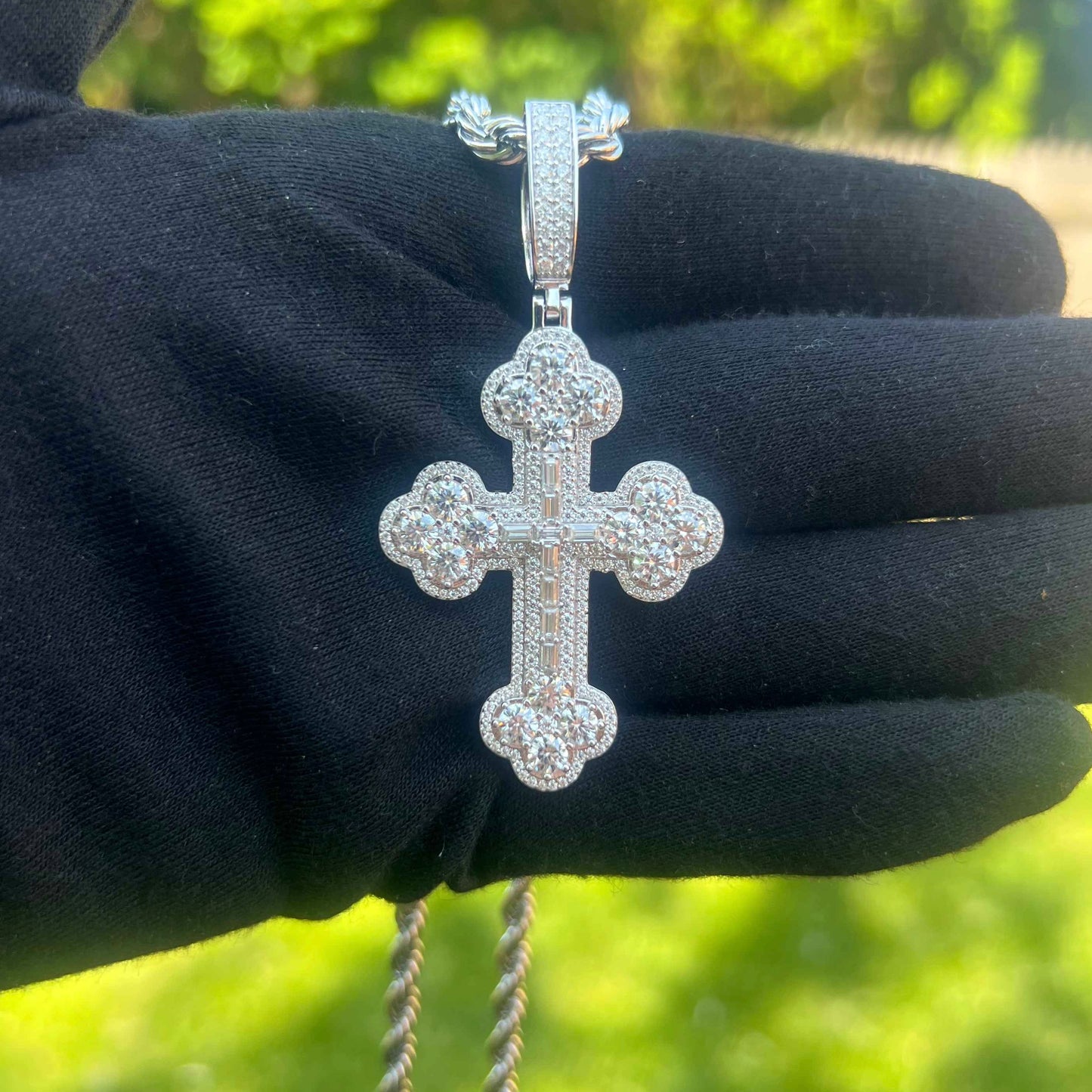 VVS Moissanite Clustered Cross Pendant